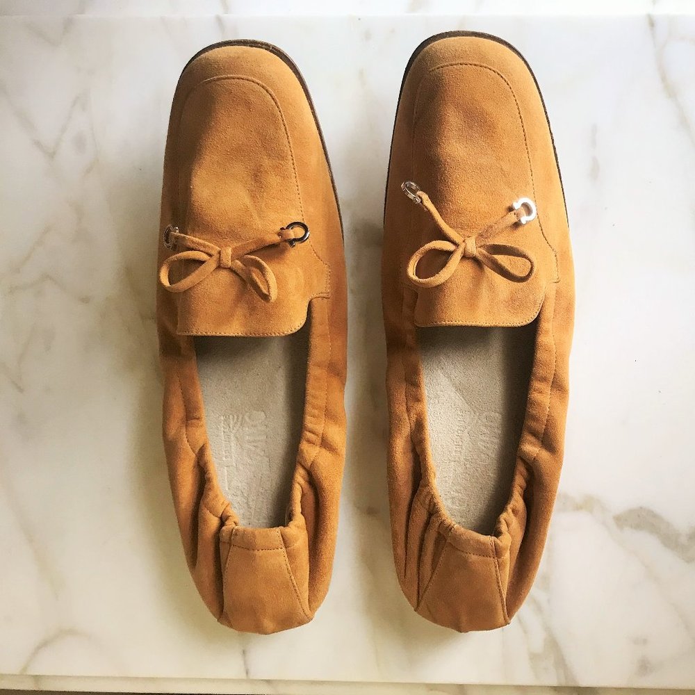 SALVATORE FERRAGAMO 8.5 camel suede slip on loafer